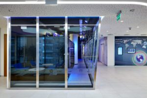 Противопожарная перегородка для серверных комнат / серия FRM5529